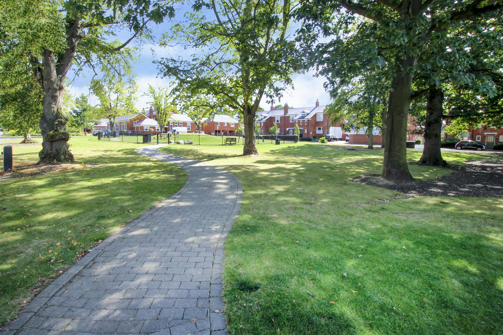 Kensington Way, Brentwood Keith Ashton